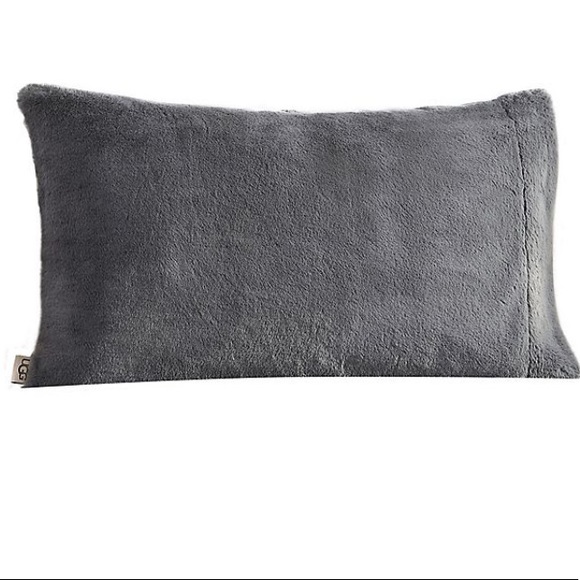 UGG Bedding Ugg Polar Pillowcases In Charcoal Poshmark